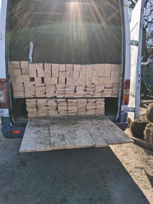 Vând scândură grinzi căprior dulapi sipcă leaturi