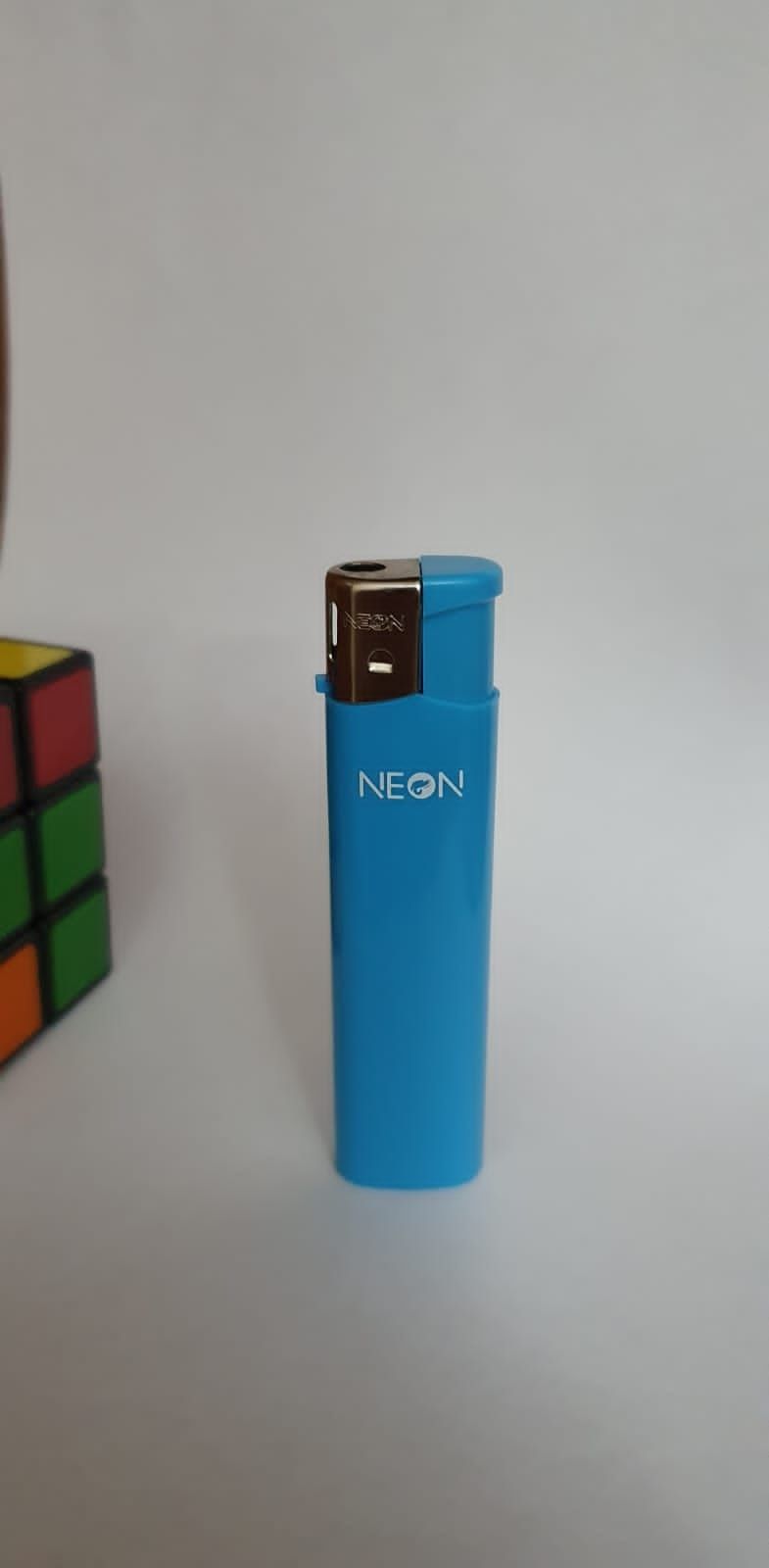 NEON бренд зажигалка