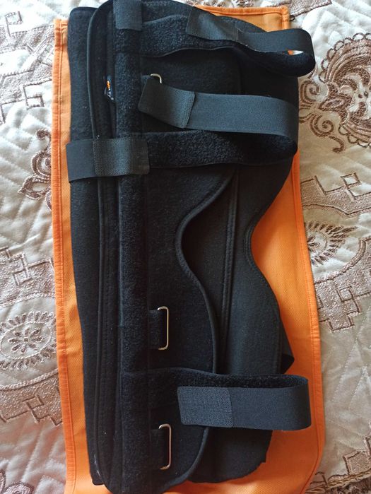 Тутор,ортез при переломе над коленника