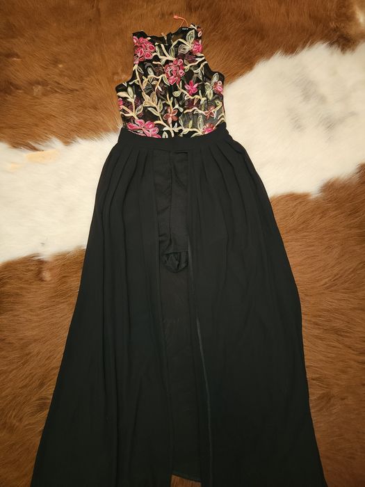 Vand salopeta Tally Weijl de dama pantalon scurt trena din voal si bro