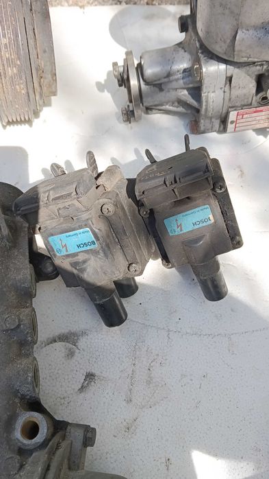 Части двигател Мерцедес 124