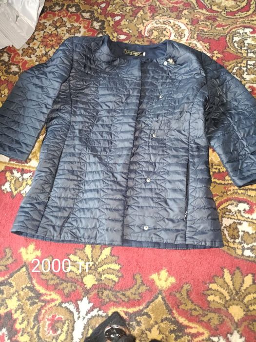 Куртка женская продам