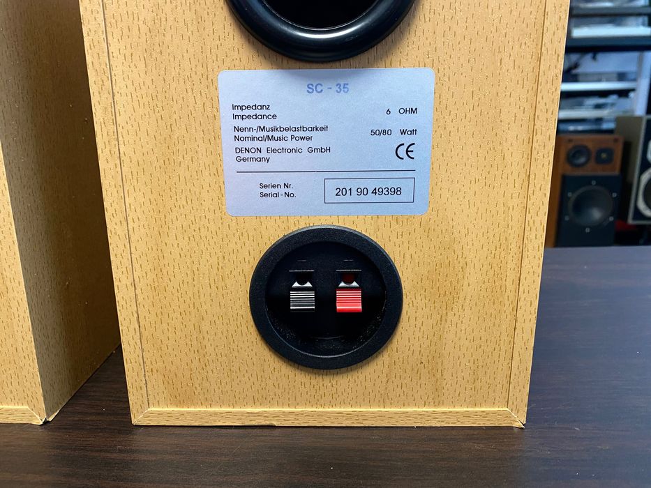 Букшелф тонколони Denon