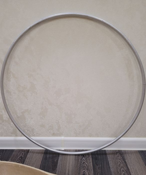 Продам обруч металлический