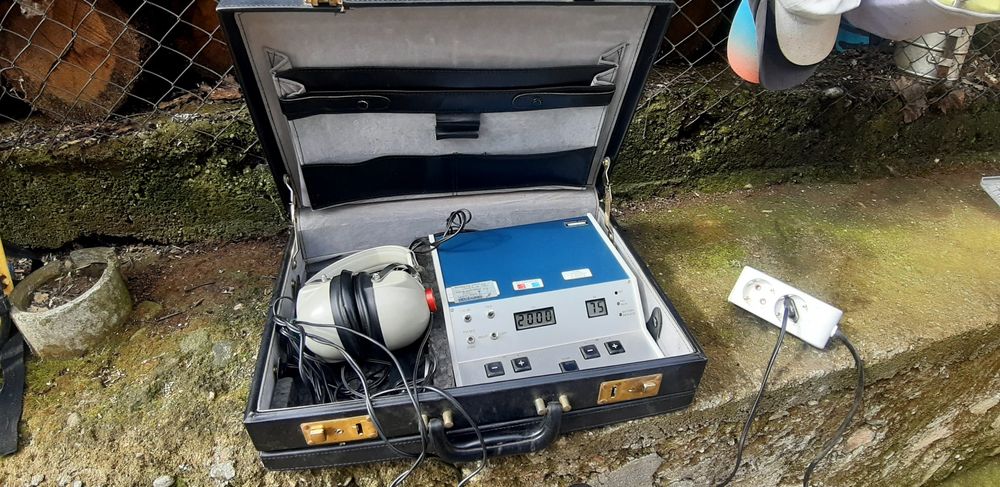 Стар Докторски Уред за мерене на слуха