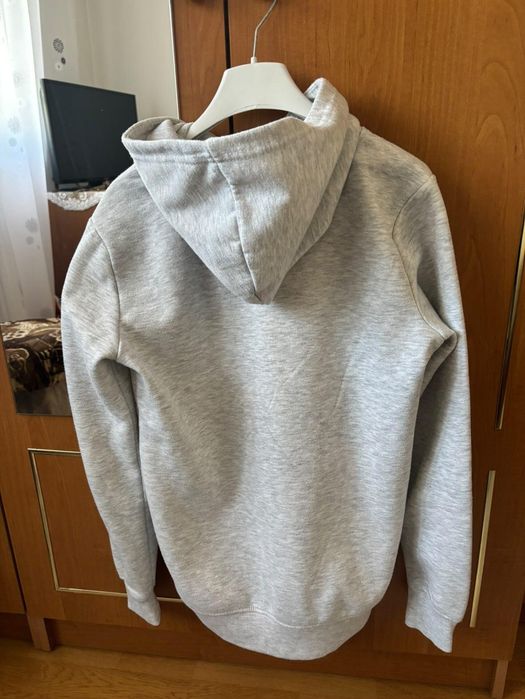 Hanorac alb bershka/zara/pull and bear