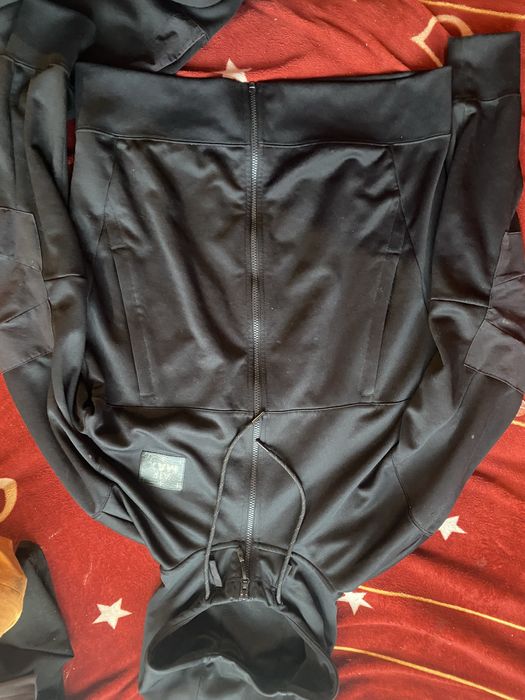 Trening NIKE original mărimea M stare foarte bună