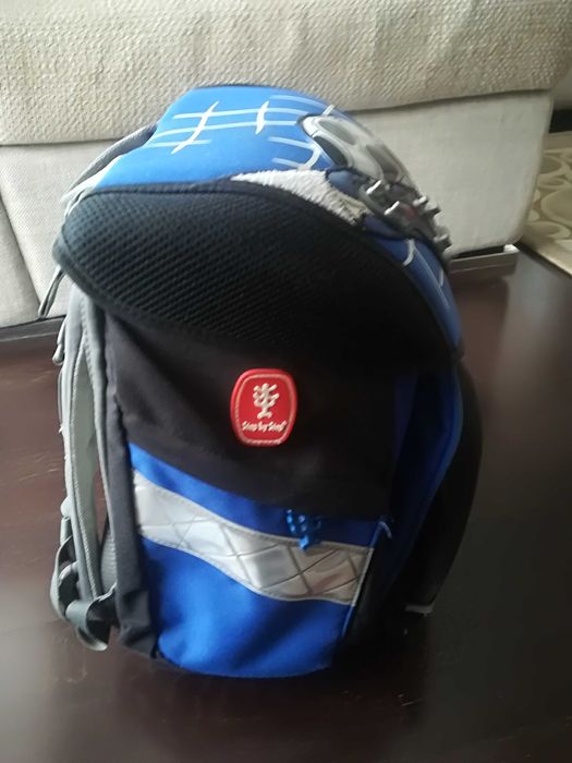 Ghiozdan de scoala step by step