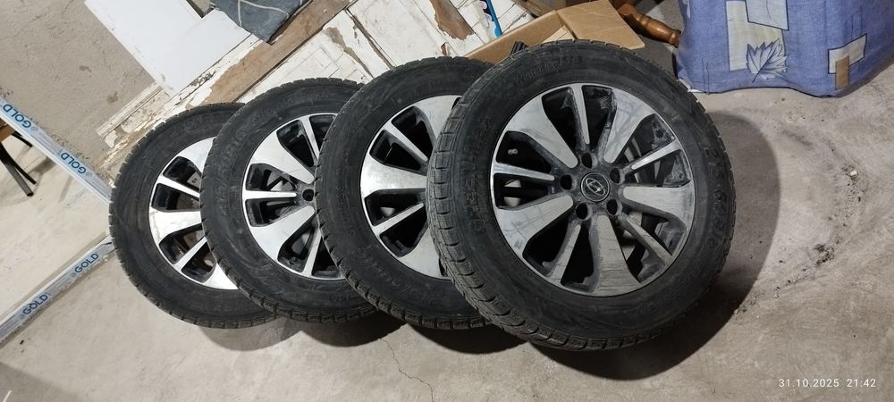 Баллон с диском 215x60x16 зимний