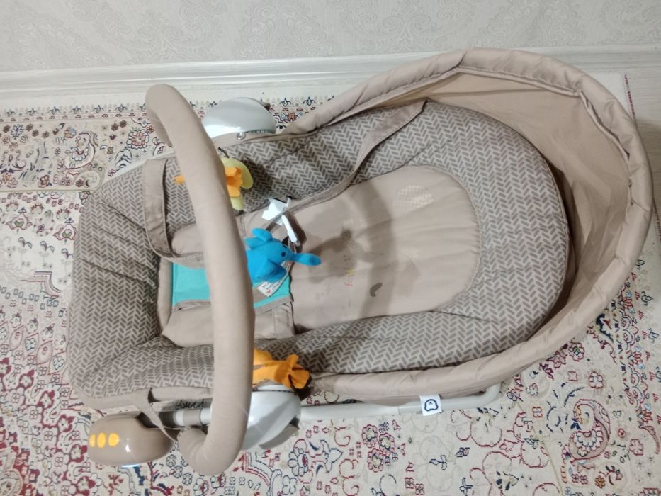 Продам  шезлонг детский