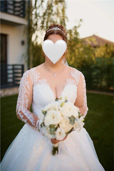 Vand rochie de mireasa