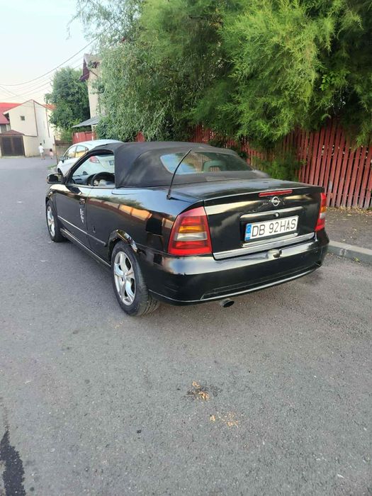 Vând Opel bertone