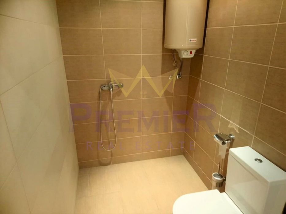 Продава се Офис в Варна, Спортна зала - 87 кв.м за 2989 €/кв.м - Снимка #7