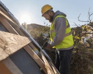 Reparatii acoperisuri mansardari urgente