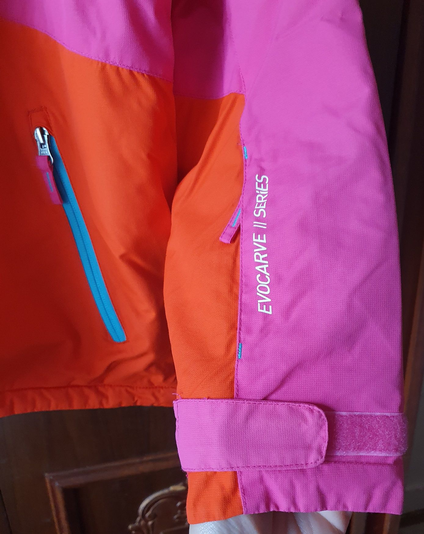 Costum ski Wed'ze Decathlon  151-160 cm, 14 ani,pentru fetițe