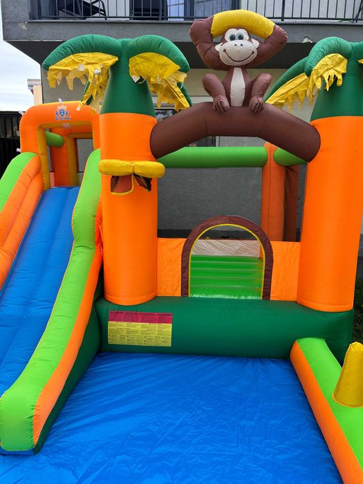 castel tobogan gonflabil