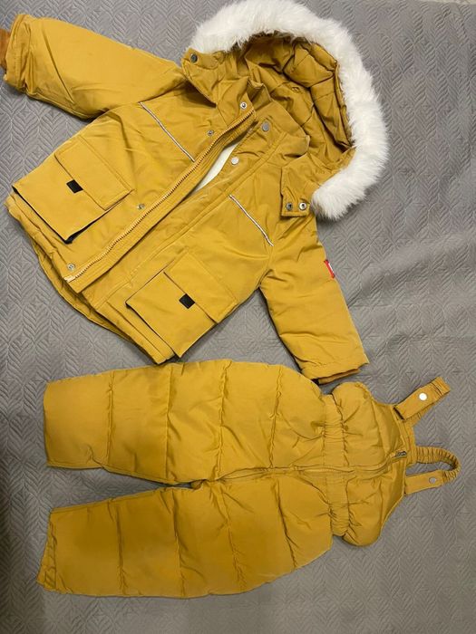 Зимняя теплая куртка с комбинезоном