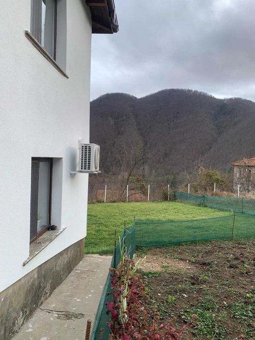 Продава се Къща в с. Средногорци, Област Смолян - 90 кв.м за 889 €/кв.м - Снимка #12