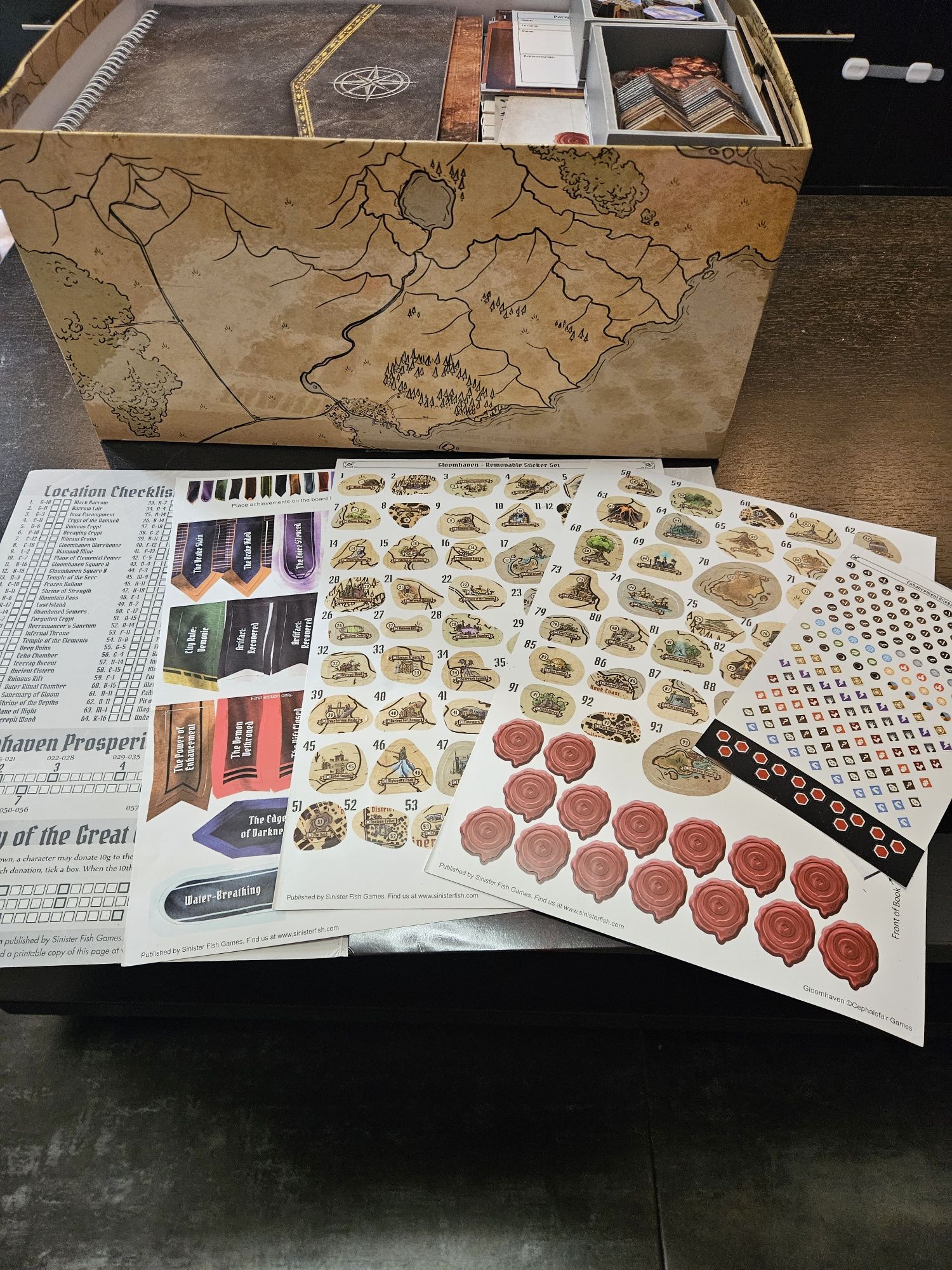 Настолна игра Gloomhaven