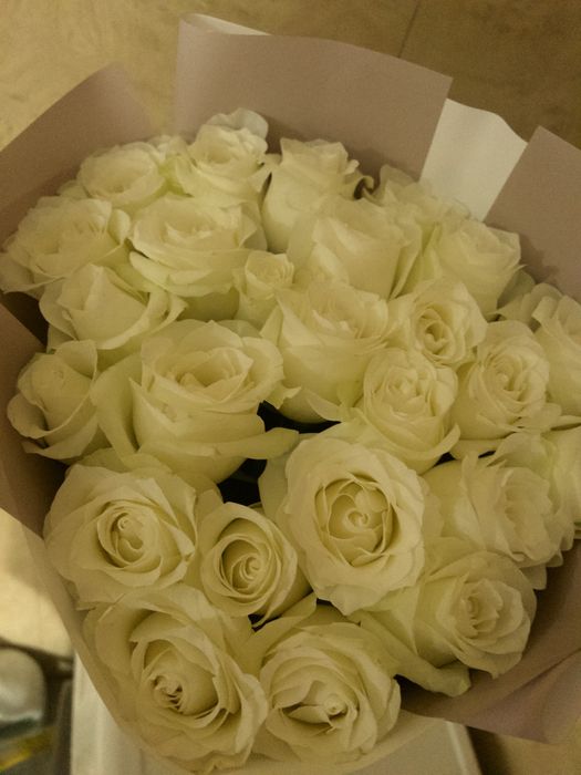 Срочно продам свежий букет роз