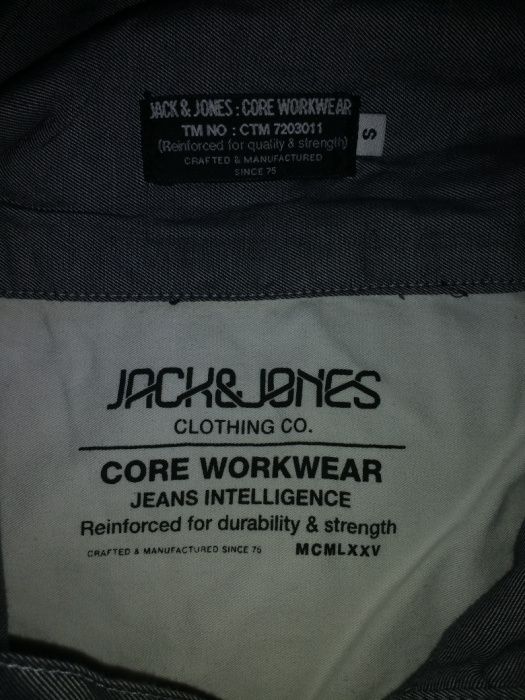 Bluza cu guler înalt Jack & Jones mărimea S