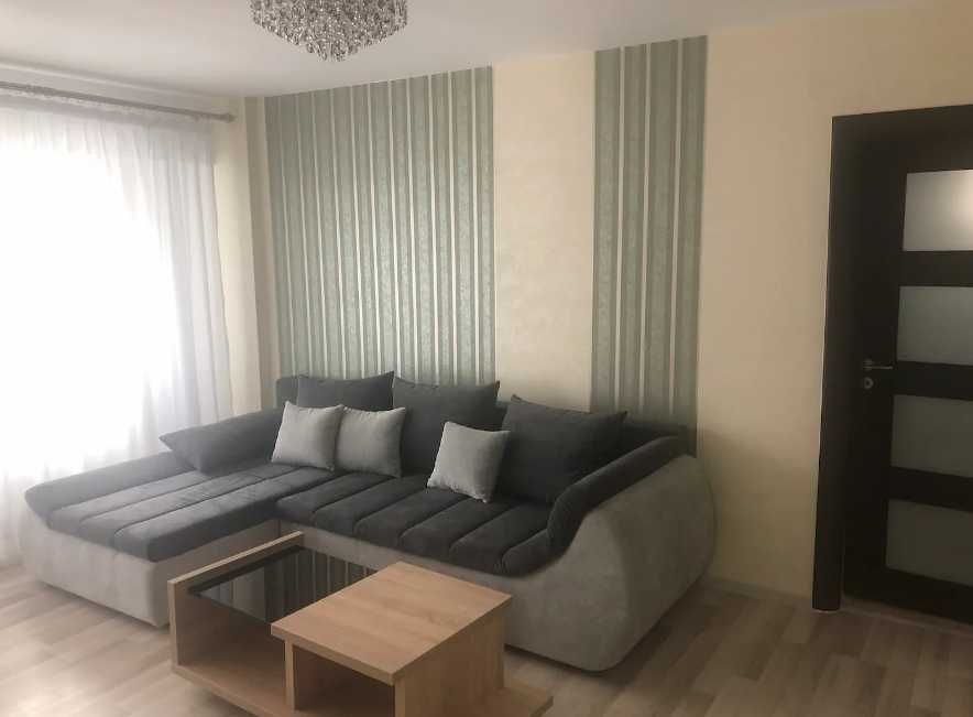 Дава се под наем Двустаен апартамент в Пловдив, Изгрев - 65 кв.м за 290.7 € - Снимка #1