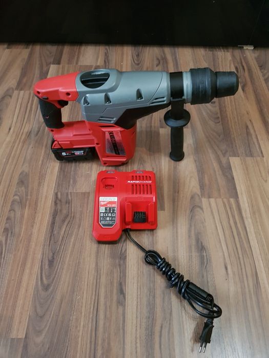 Rotopercutor Milwaukee M18 CHM  impecabil