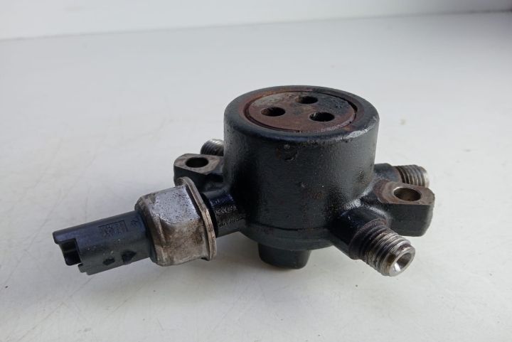 Rampa injectoare Cu senzor pressiune 8200057232 Renault Clio a 2-a ge