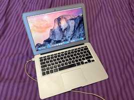 MacBook Air A1466 13.3-inch, Core i5 / 4GB RAM / 256GB