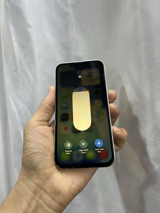 IPhone 13 128GB.          .