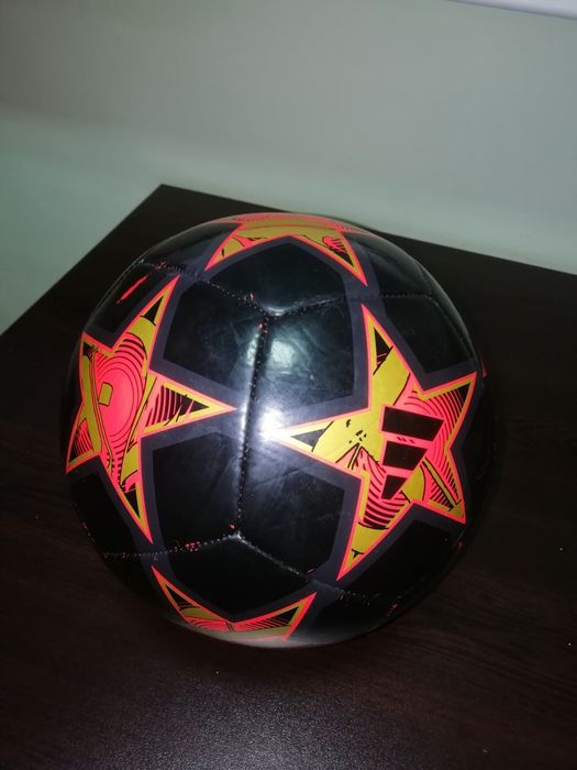 Оригинална топка Adidas Champions League размер 5 Адидас Шампионска