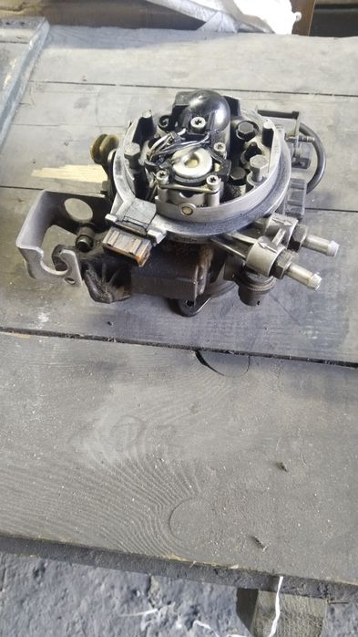 Моновпрыск 1.8 Пассат Ауди