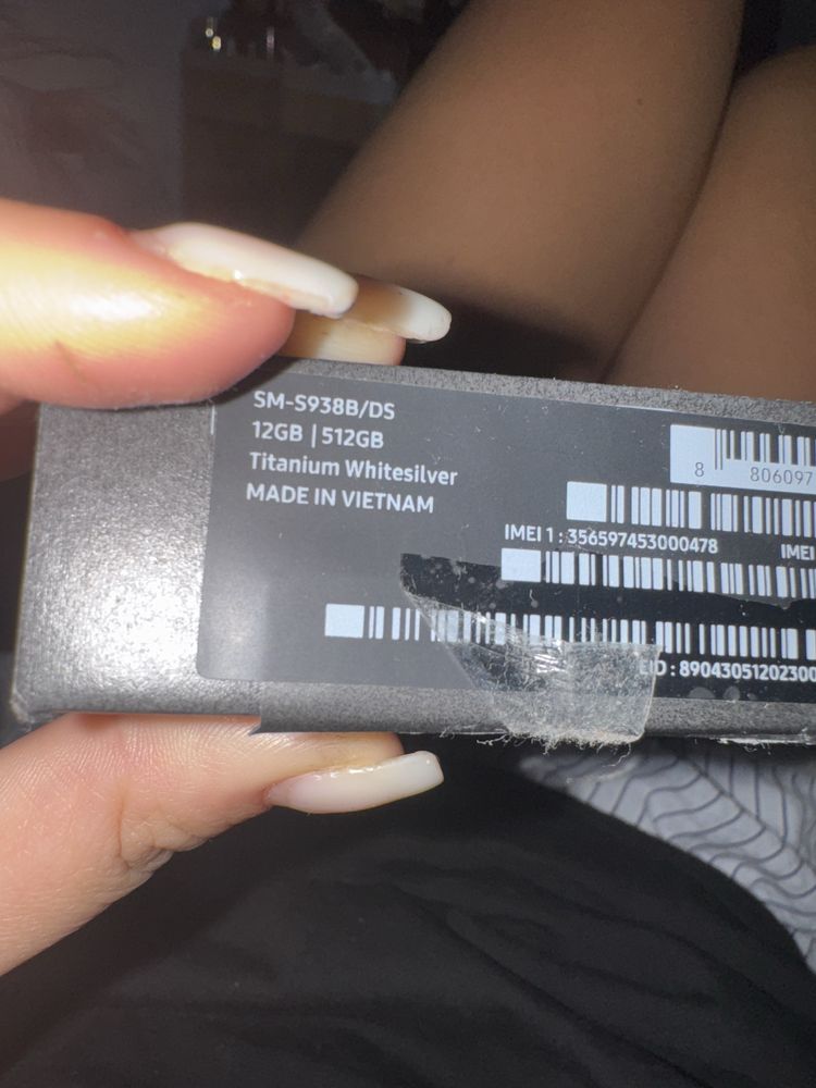 Продавам samsung galaxy s25 ultra
