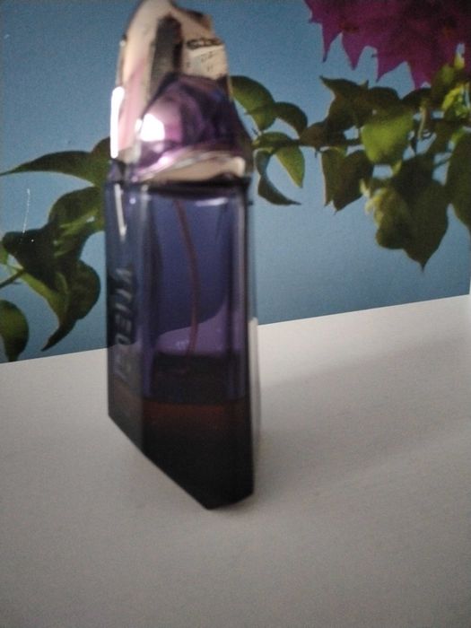 Парфюм Alien от Mugler.