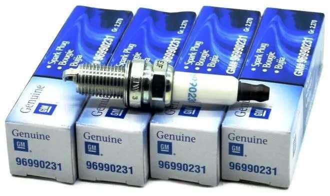 Свечи зажигания Шевролет Кобальт 1.5 2013—2025 НОВЫЕ ОРИГИНАЛ