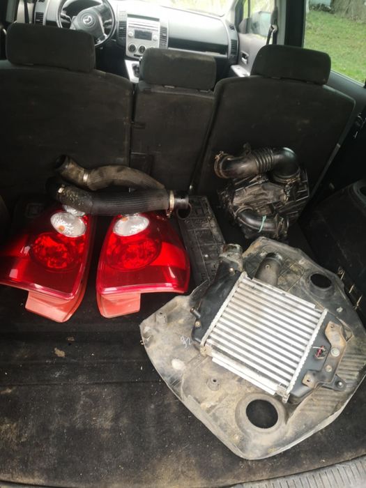 Mazda 5 2006 на части