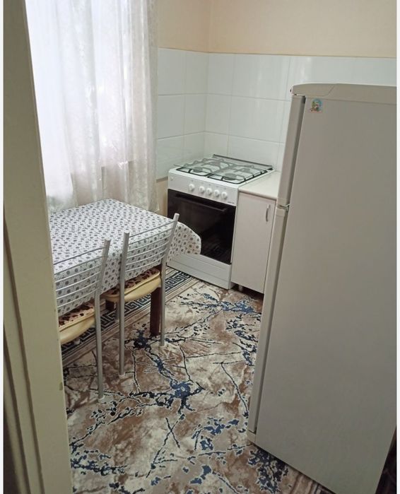 Mirzo ulugbek eko bozor 1/1/4/toza uy srochniy variyant