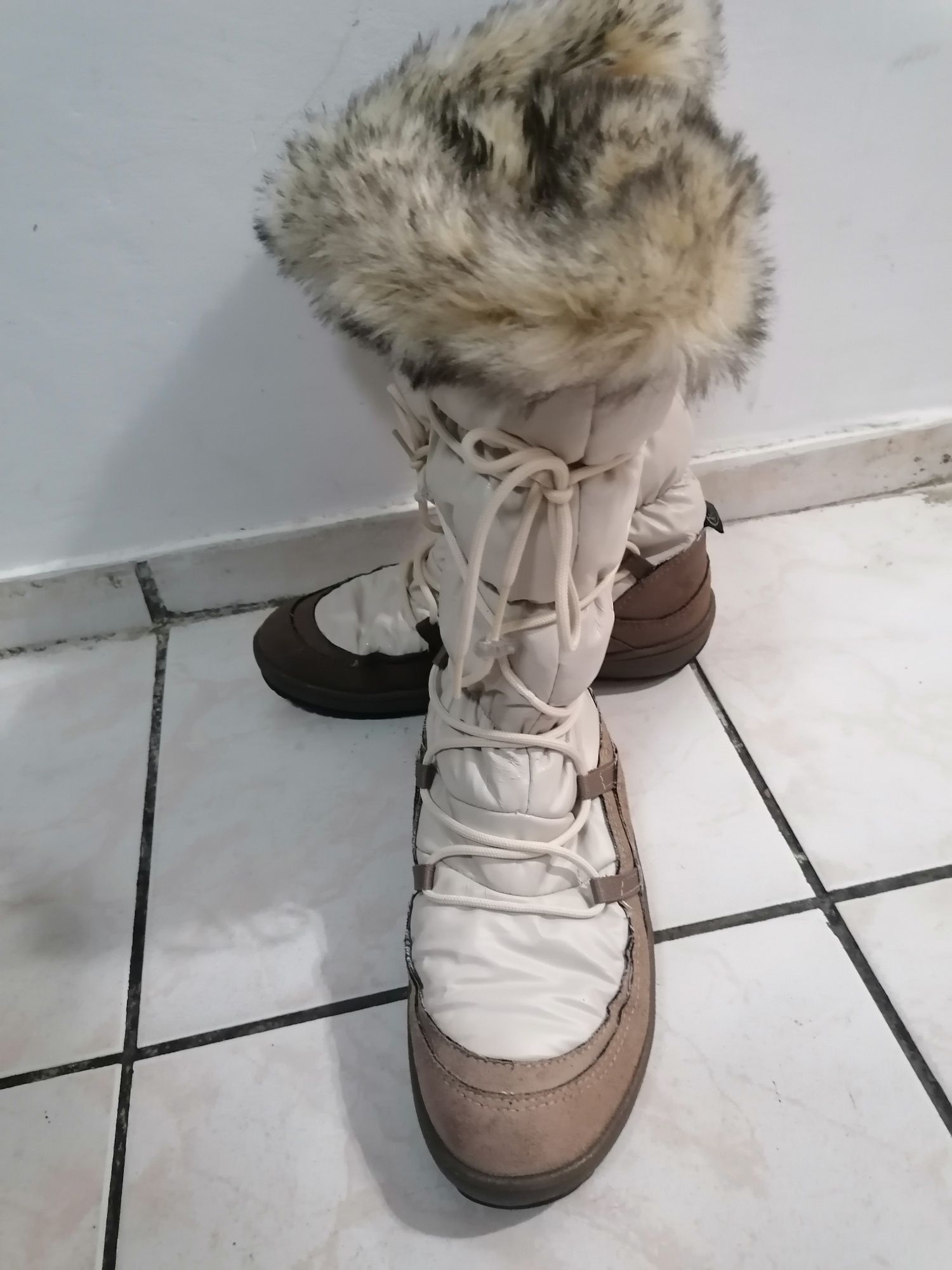 Vând cizme damă zăpadă kimbertex