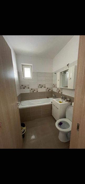 Inchiriez ap cu 2 camere Militari residence