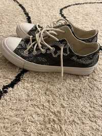 Converse snakeprint 36.5