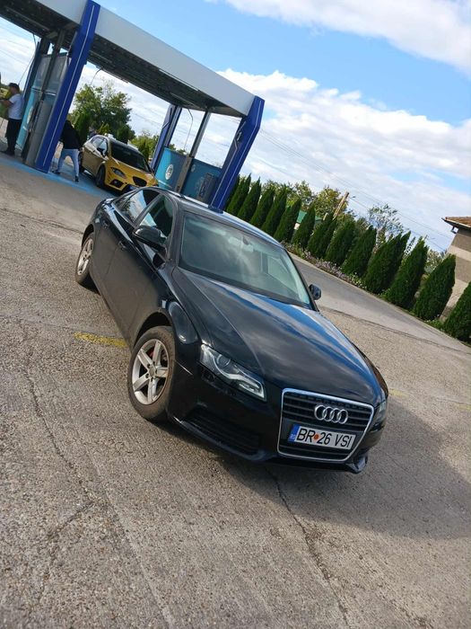 Vând audi A4 B8.