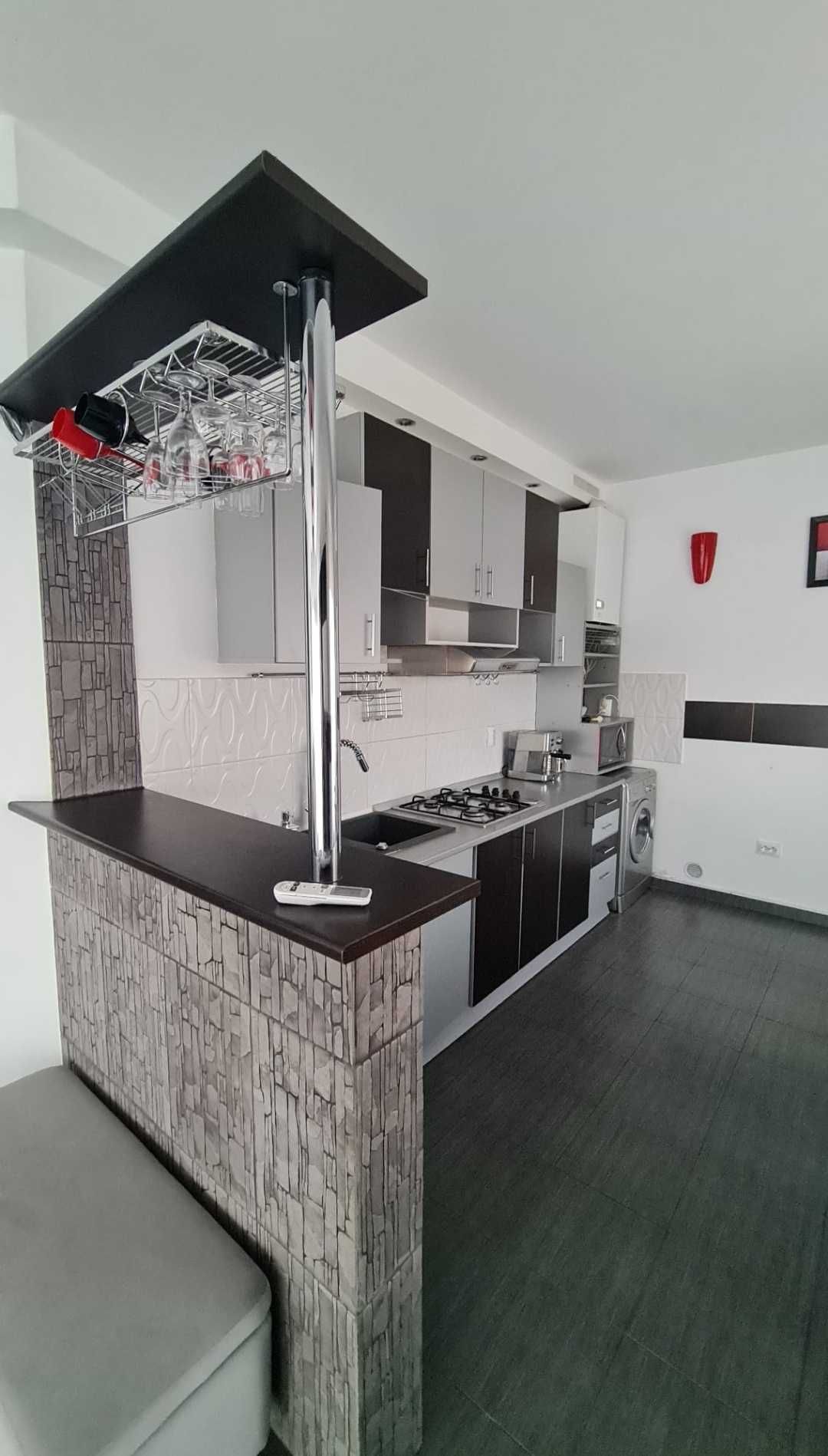 Apartament 2 cam 60+60 mp terasa (penthouse) Europa/Zorilor