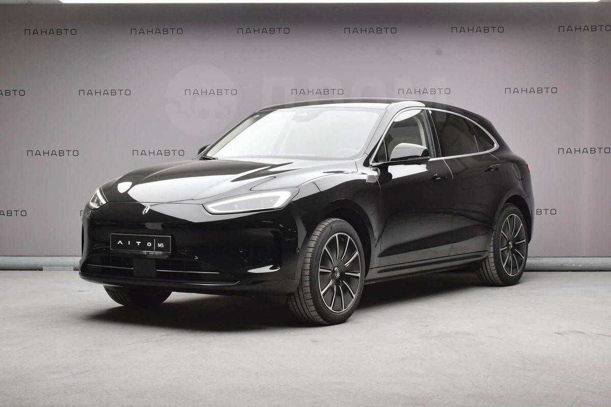 Кроссовер гибрид Aito M5
