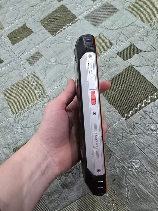 Телефон противоударный