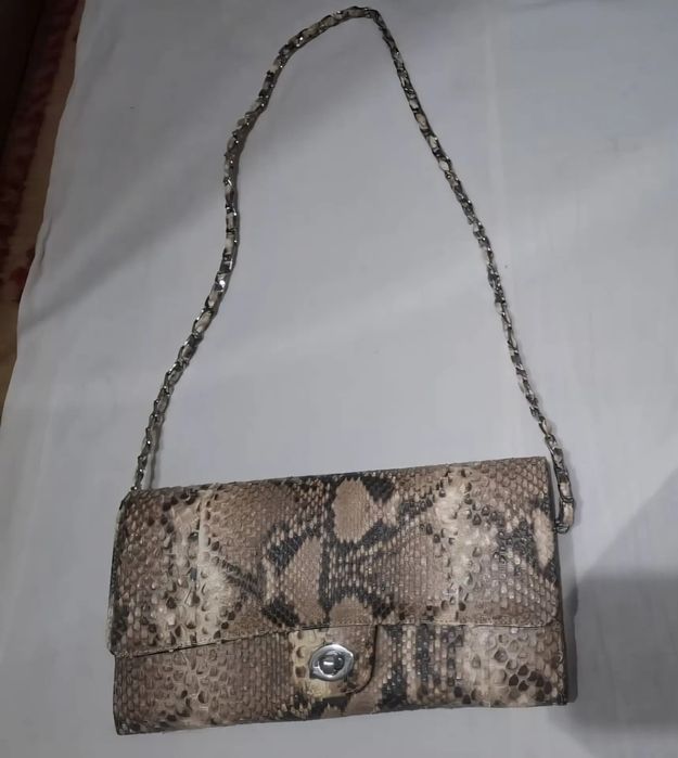 Клатч из натуральной змеиной кожи