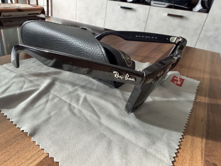 Слтнчеви очила Ray-Ban