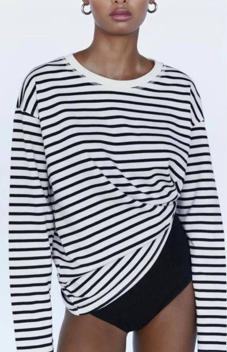 Лонгслив в полоску