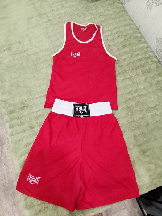 Боксёрская майка и шорты