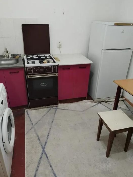 Бір бөлмелі жер үй.