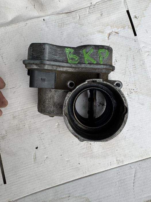 Clapeta acceleratie pt 2.0 vw  bkp bkd passat golf touran sharan etc